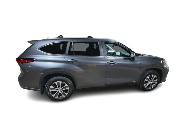 Thumbnail: 2023 Toyota Highlander - 23