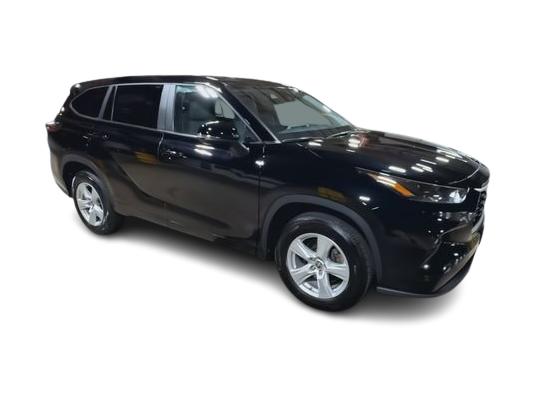 Thumbnail: 2024 Toyota Highlander - 18