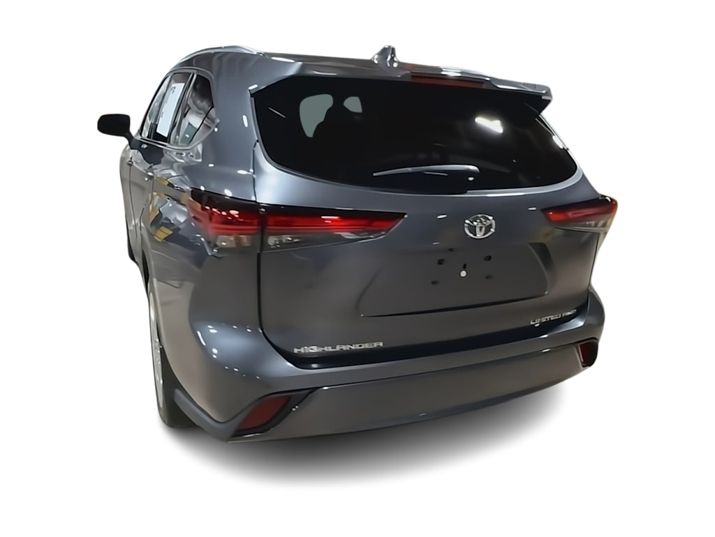 Thumbnail: 2023 Toyota Highlander - 4