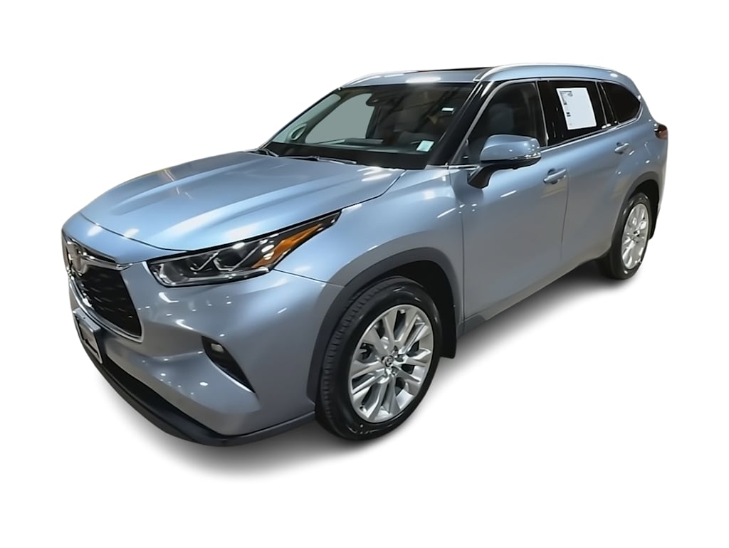 Thumbnail: 2023 Toyota Highlander - 20