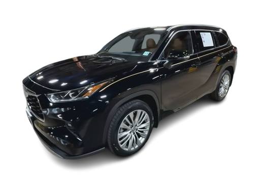 Thumbnail: 2023 Toyota Highlander - 19