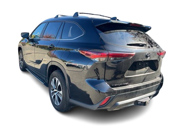Thumbnail: 2024 Toyota Highlander - 2