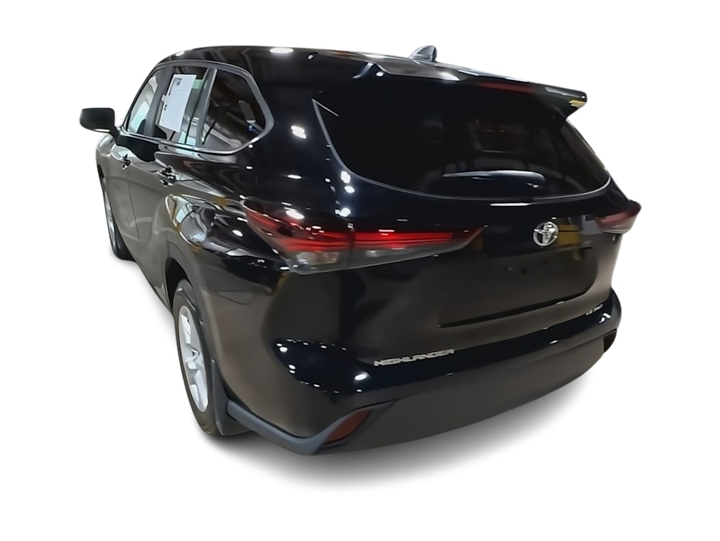 Thumbnail: 2024 Toyota Highlander - 4
