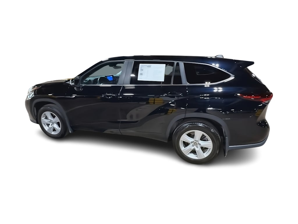Thumbnail: 2024 Toyota Highlander - 21