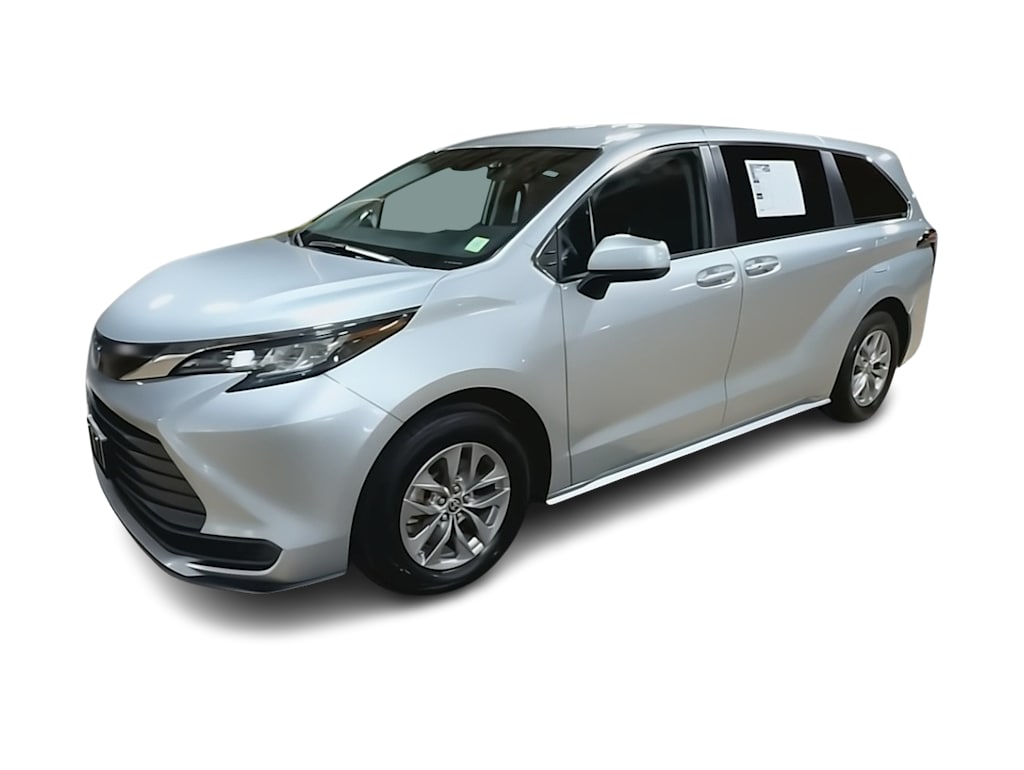 Thumbnail: 2022 Toyota Sienna - 19