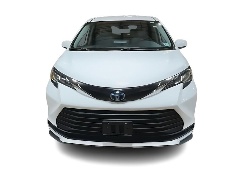 Thumbnail: 2022 Toyota Sienna - 18