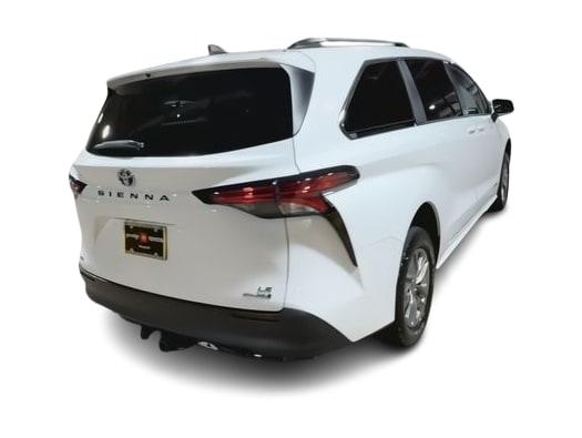Thumbnail: 2021 Toyota Sienna - 22