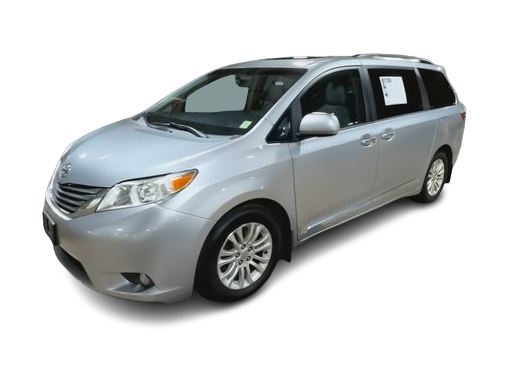 Thumbnail: 2015 Toyota Sienna - 18