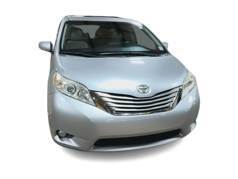 Thumbnail: 2015 Toyota Sienna - 5