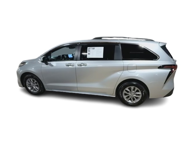 Thumbnail: 2023 Toyota Sienna - 19