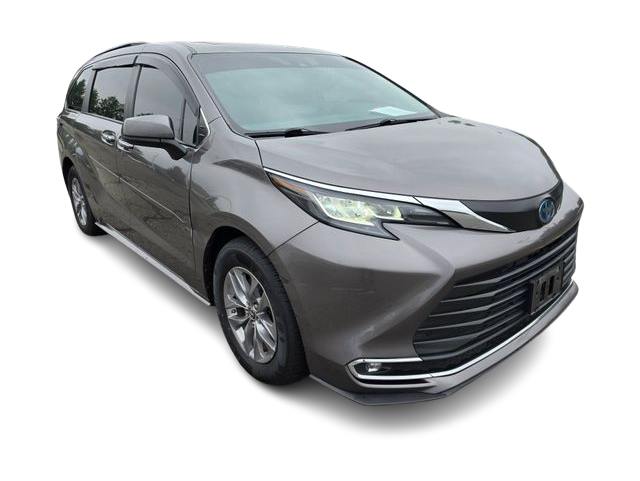 Thumbnail: 2022 Toyota Sienna - 8