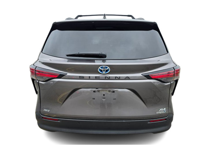 Thumbnail: 2022 Toyota Sienna - 3