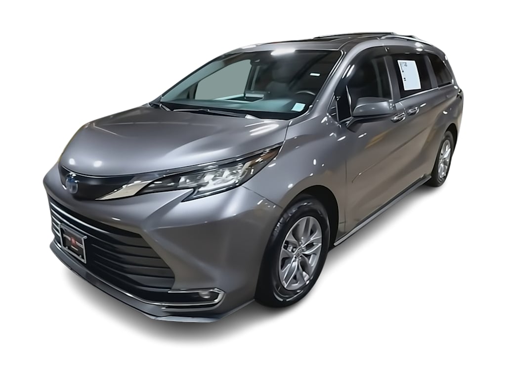Thumbnail: 2022 Toyota Sienna - 20