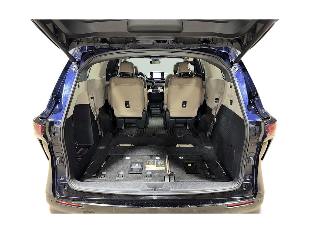 Thumbnail: 2023 Toyota Sienna - 15