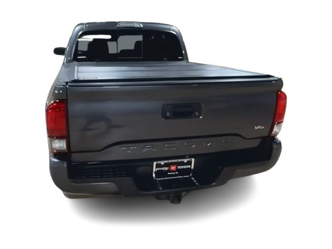 Thumbnail: 2018 Toyota Tacoma - 4