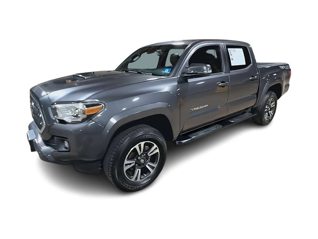 Thumbnail: 2018 Toyota Tacoma - 24