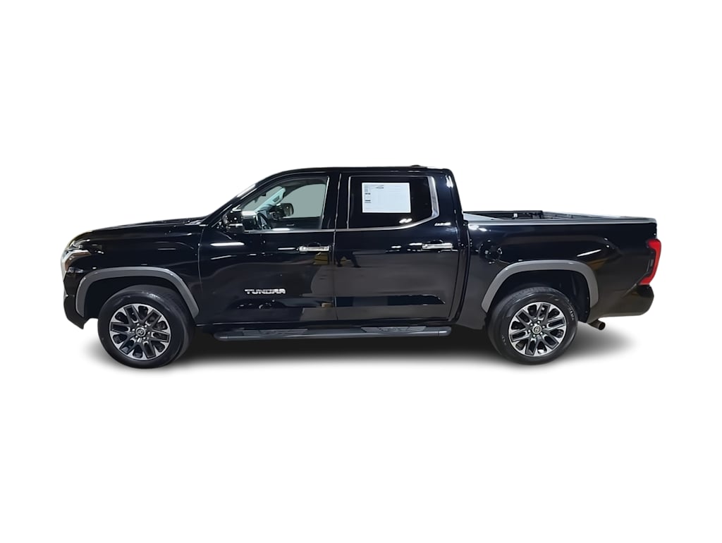 Thumbnail: 2022 Toyota Tundra - 18