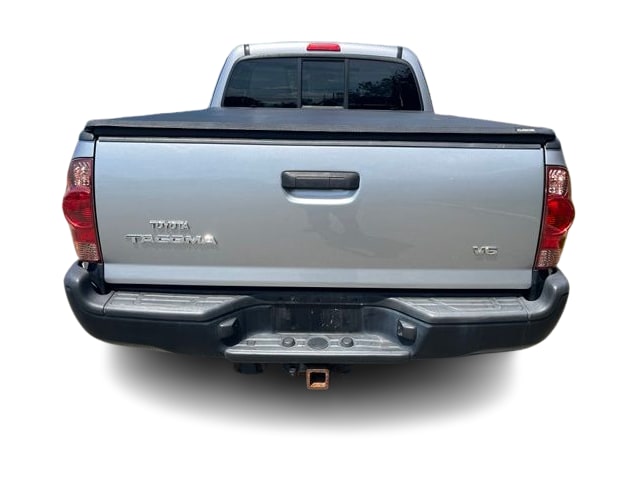 Thumbnail: 2015 Toyota Tacoma - 3