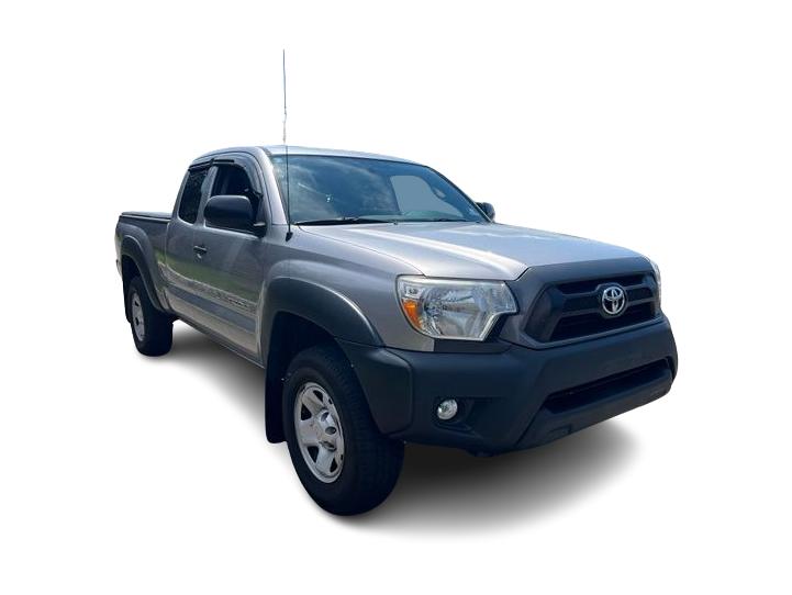 Thumbnail: 2015 Toyota Tacoma - 8