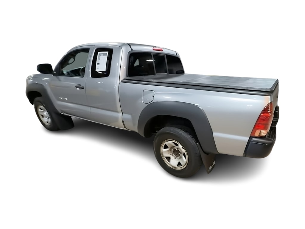 Thumbnail: 2015 Toyota Tacoma - 20