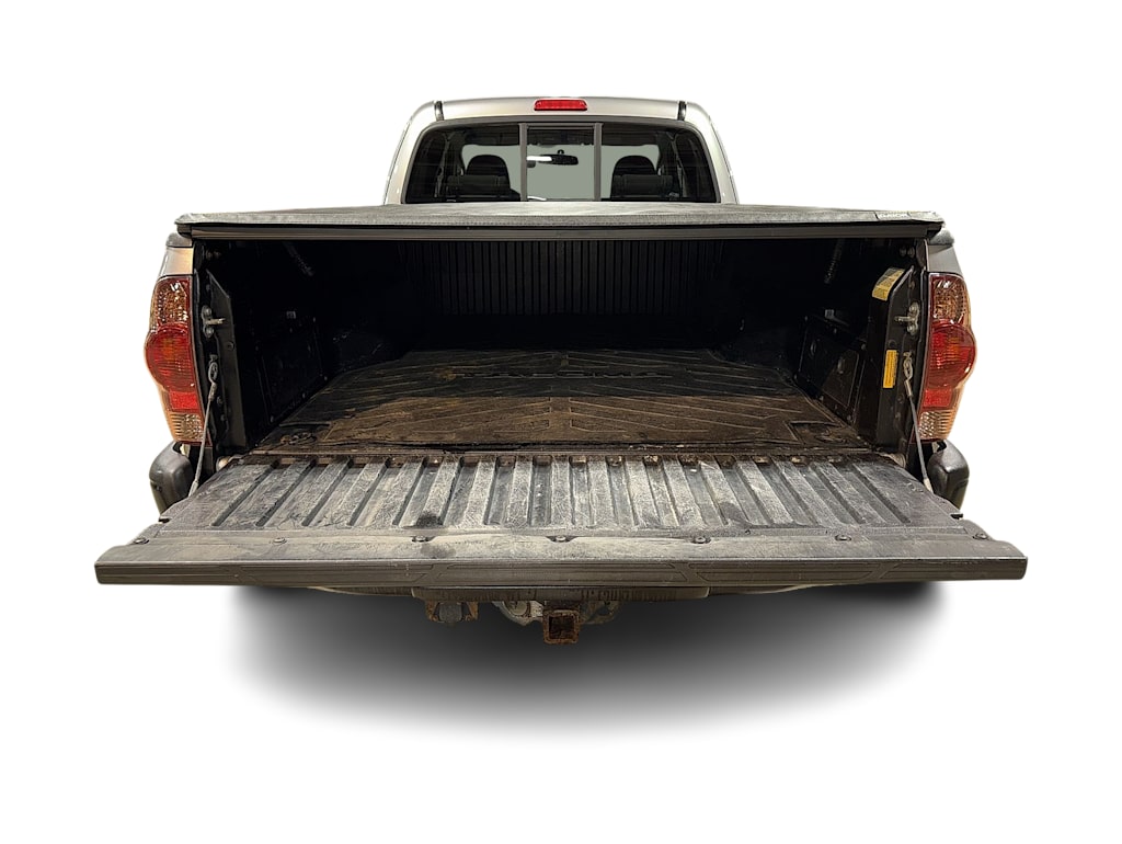 Thumbnail: 2015 Toyota Tacoma - 15