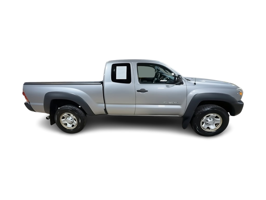 Thumbnail: 2015 Toyota Tacoma - 22