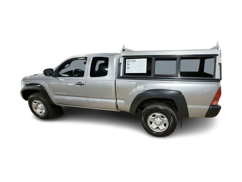 Thumbnail: 2015 Toyota Tacoma - 21