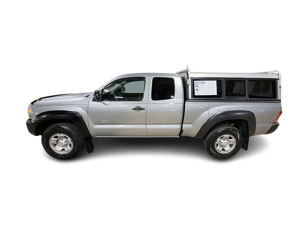 Thumbnail: 2015 Toyota Tacoma - 20
