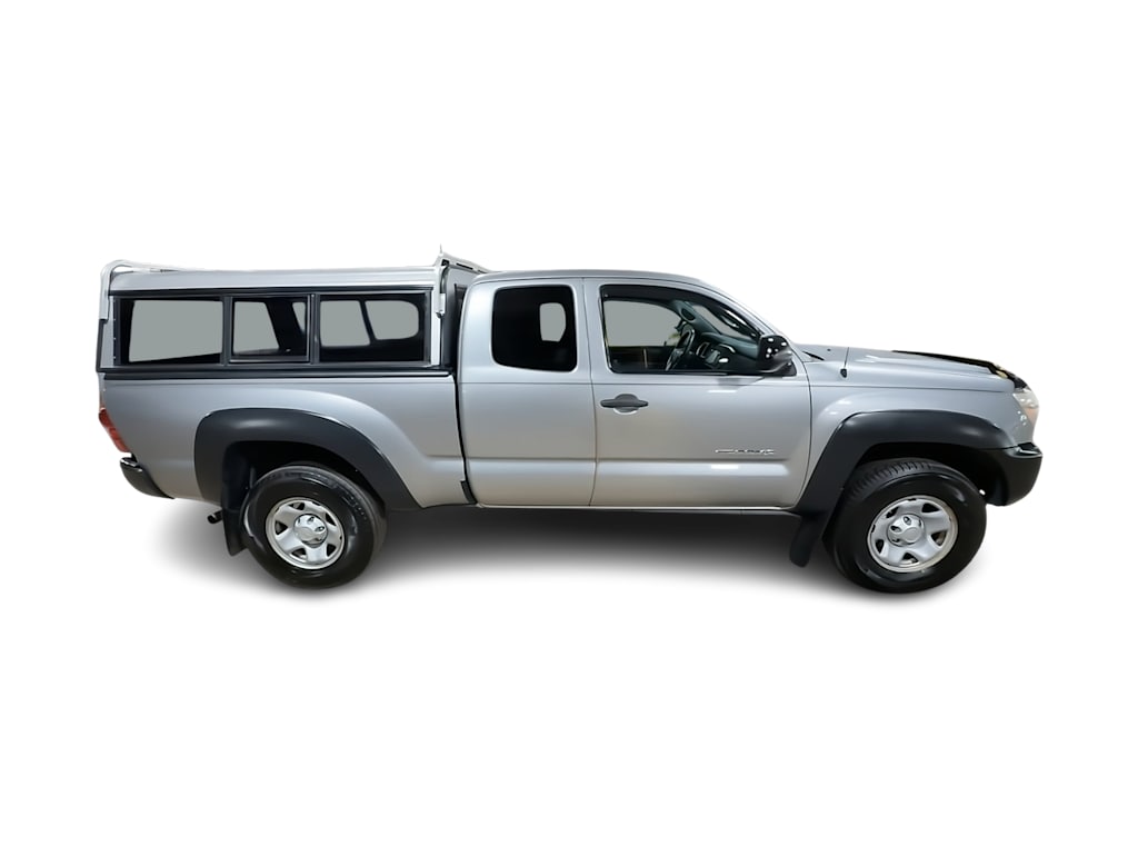 Thumbnail: 2015 Toyota Tacoma - 23