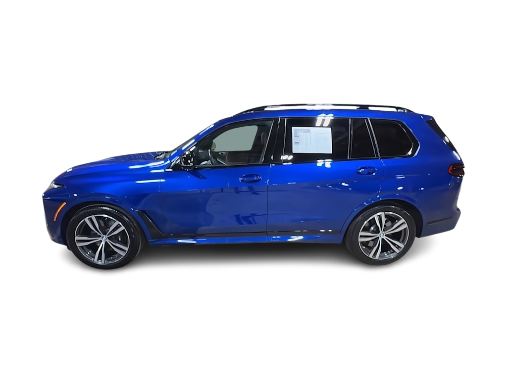 Thumbnail: 2025 BMW X7 - 3