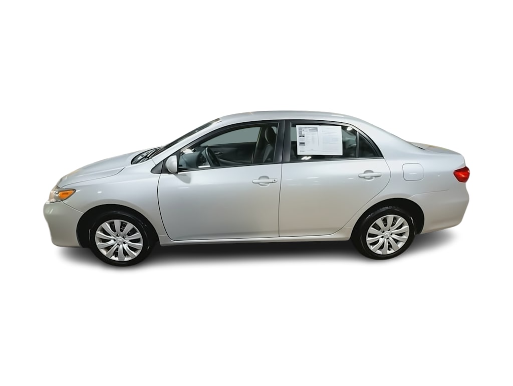 Thumbnail: 2012 Toyota Corolla - 3