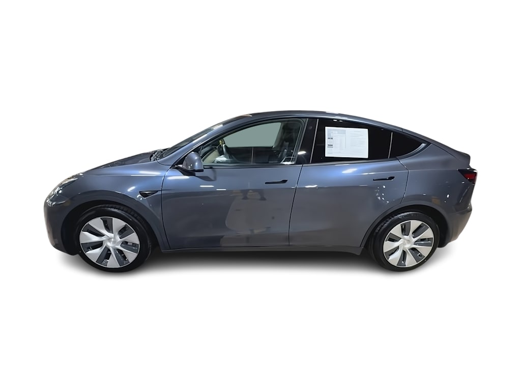 Thumbnail: 2022 Tesla Model Y - 3
