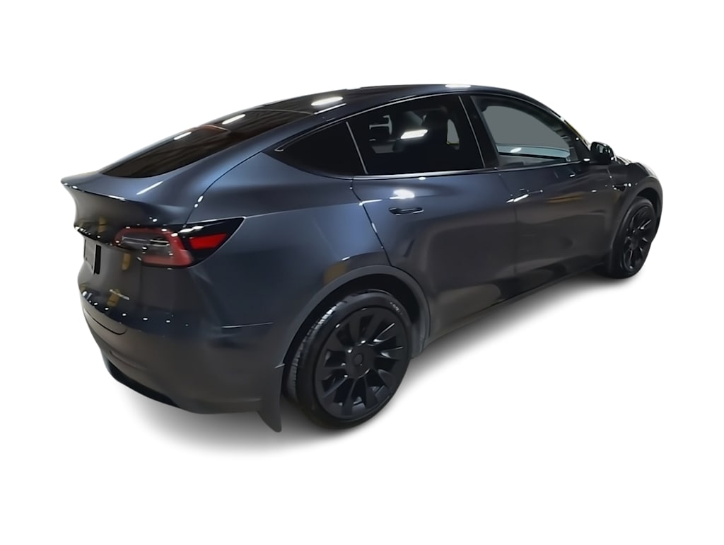 Thumbnail: 2024 Tesla Model Y - 18