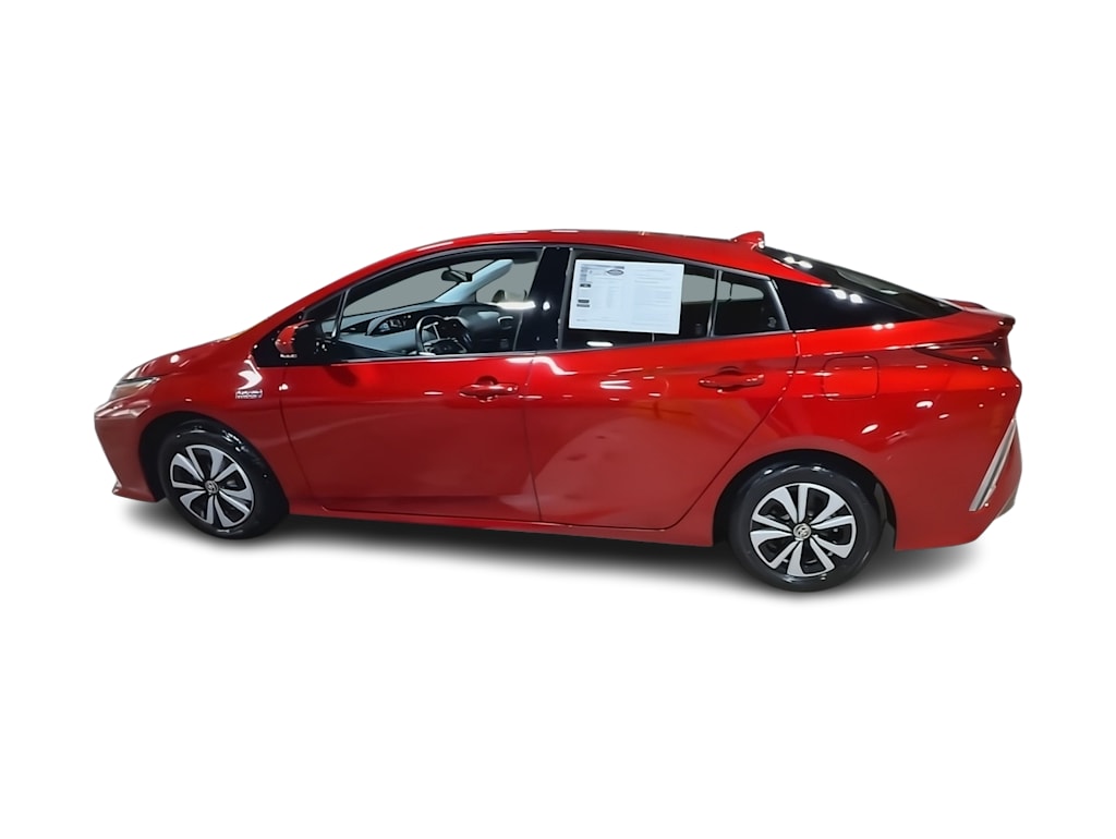 Thumbnail: 2018 Toyota Prius Prime - 18