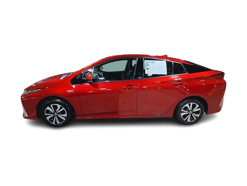 Thumbnail: 2018 Toyota Prius Prime - 3