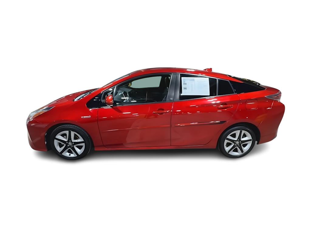 Thumbnail: 2016 Toyota Prius - 3