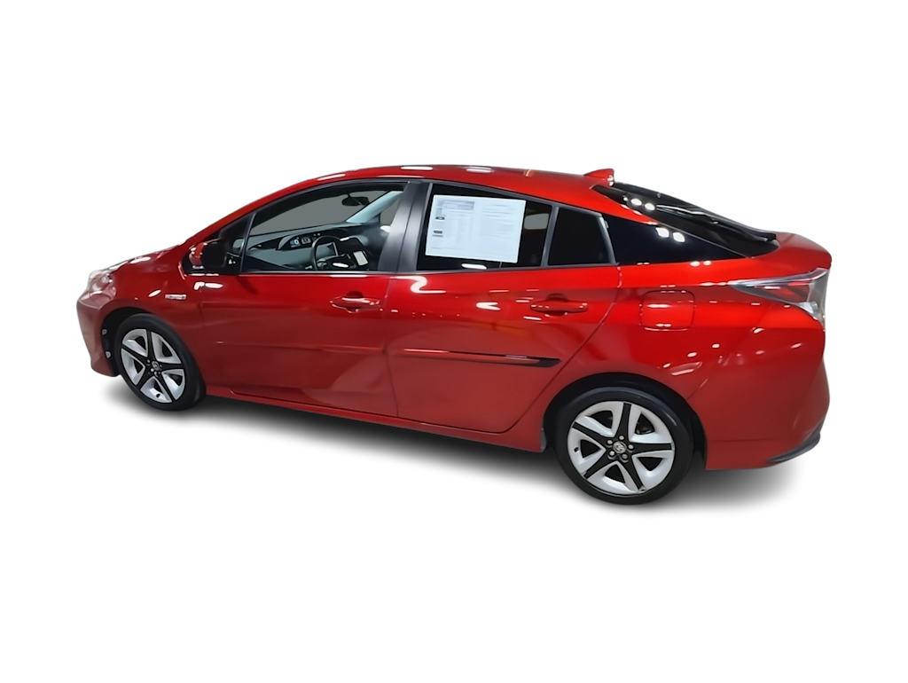 Thumbnail: 2016 Toyota Prius - 17