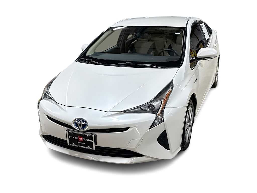 Thumbnail: 2016 Toyota Prius - 4