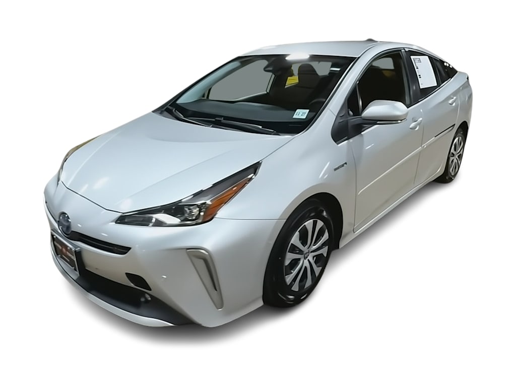 Thumbnail: 2022 Toyota Prius - 17