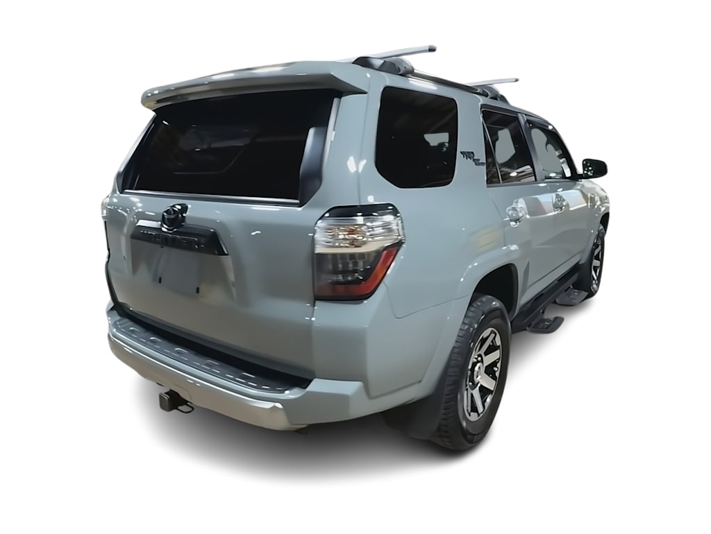 Thumbnail: 2023 Toyota 4Runner - 21