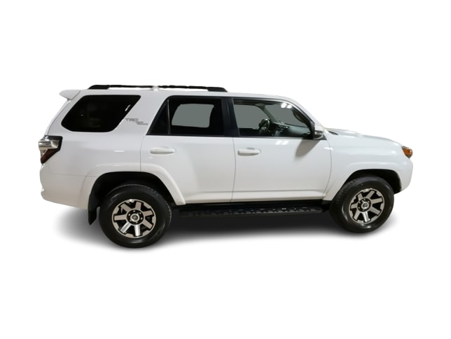 2022 Toyota 4Runner TRD Off Road 23