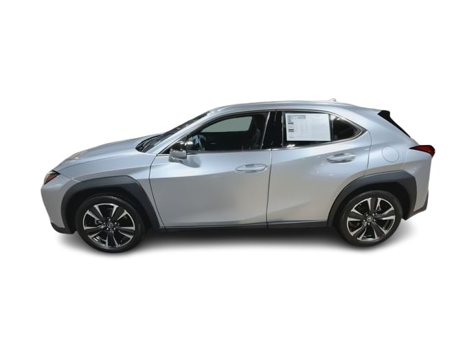 Thumbnail: 2023 Lexus UX - 3