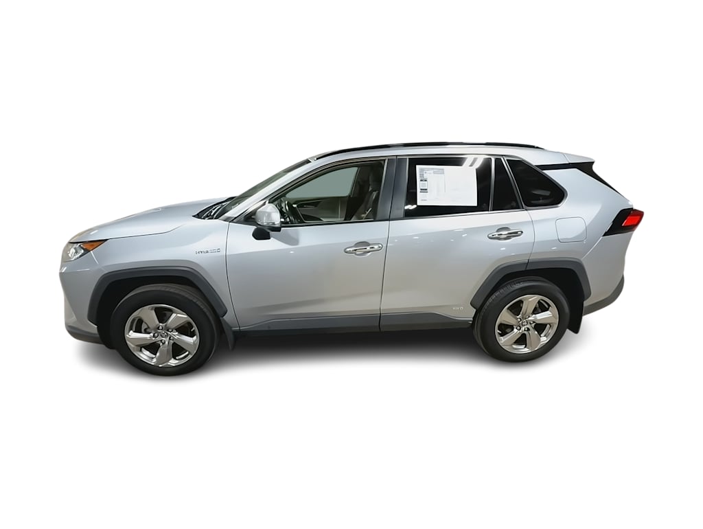 Thumbnail: 2019 Toyota RAV4 - 3