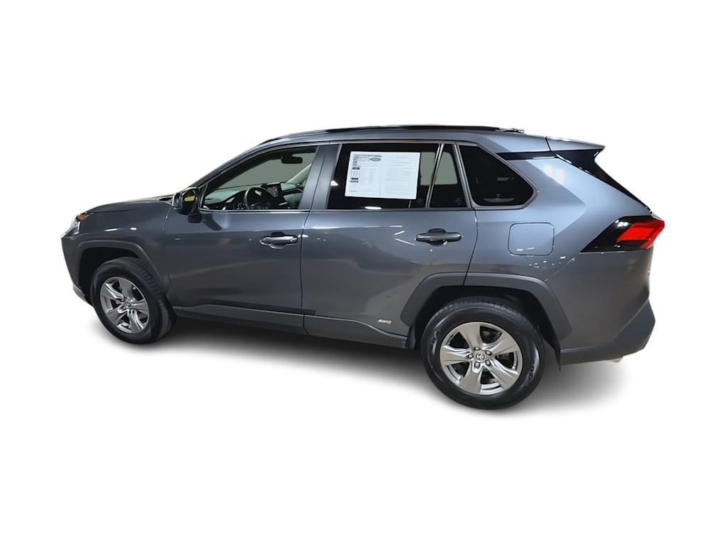 Thumbnail: 2022 Toyota RAV4 - 20