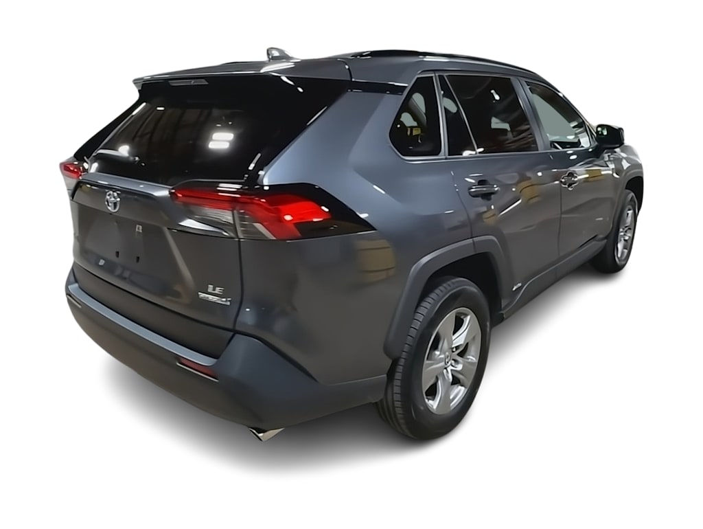 Thumbnail: 2022 Toyota RAV4 - 21