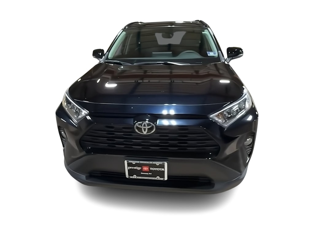 Thumbnail: 2019 Toyota RAV4 - 4