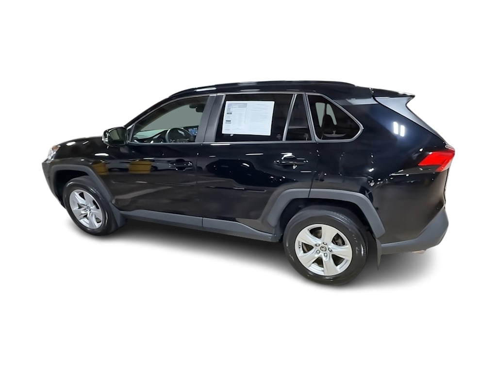 Thumbnail: 2019 Toyota RAV4 - 19