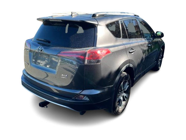 Thumbnail: 2017 Toyota RAV4 - 9