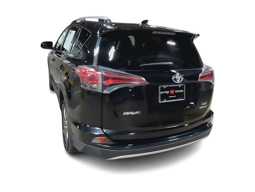 Thumbnail: 2016 Toyota RAV4 - 4