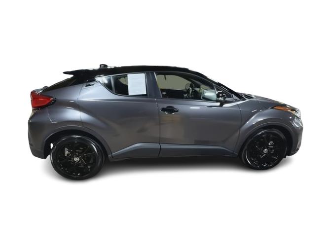 Thumbnail: 2022 Toyota C-HR - 23